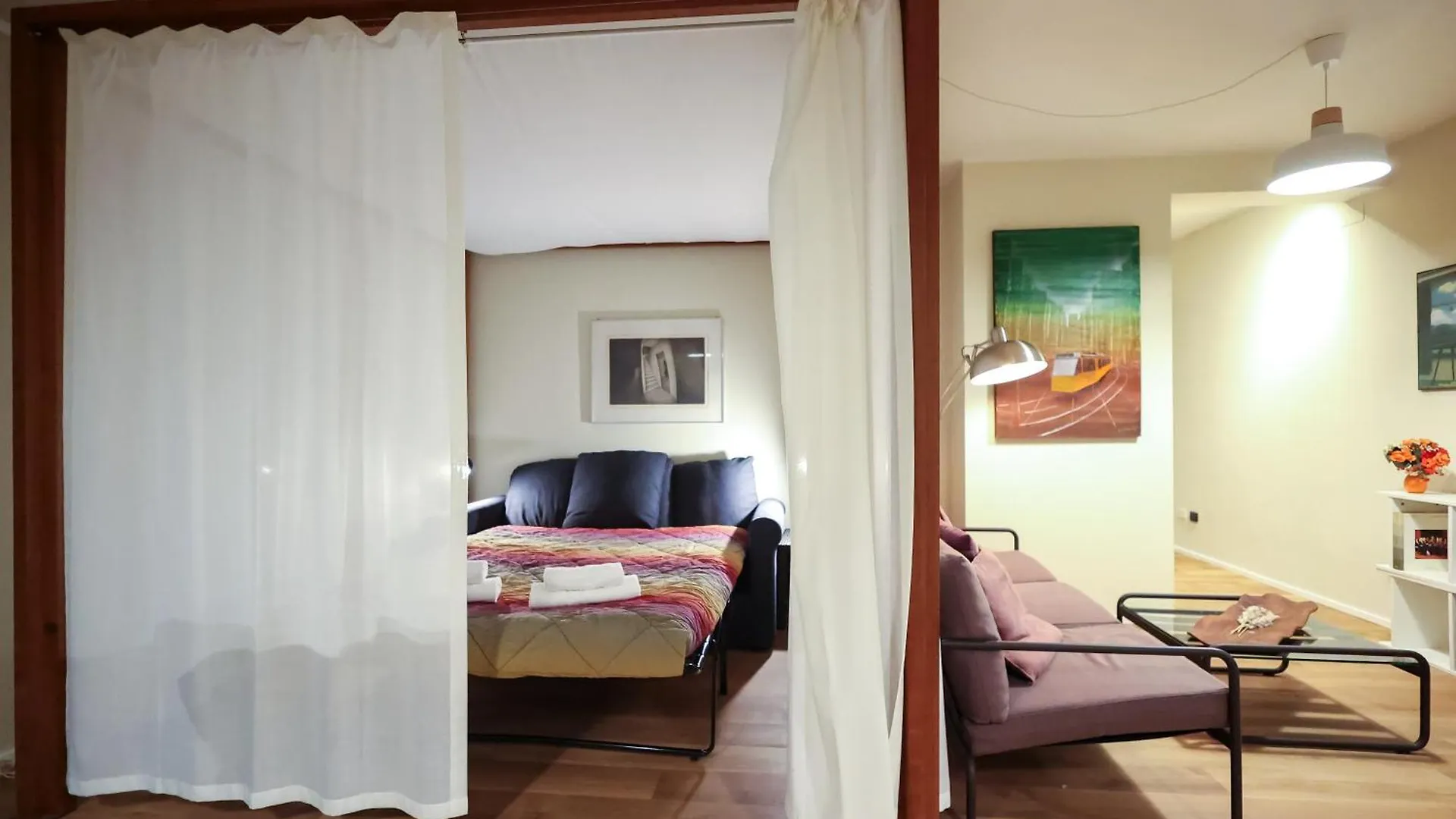 The Baldachin Home - Navigli Area Milan Apartment