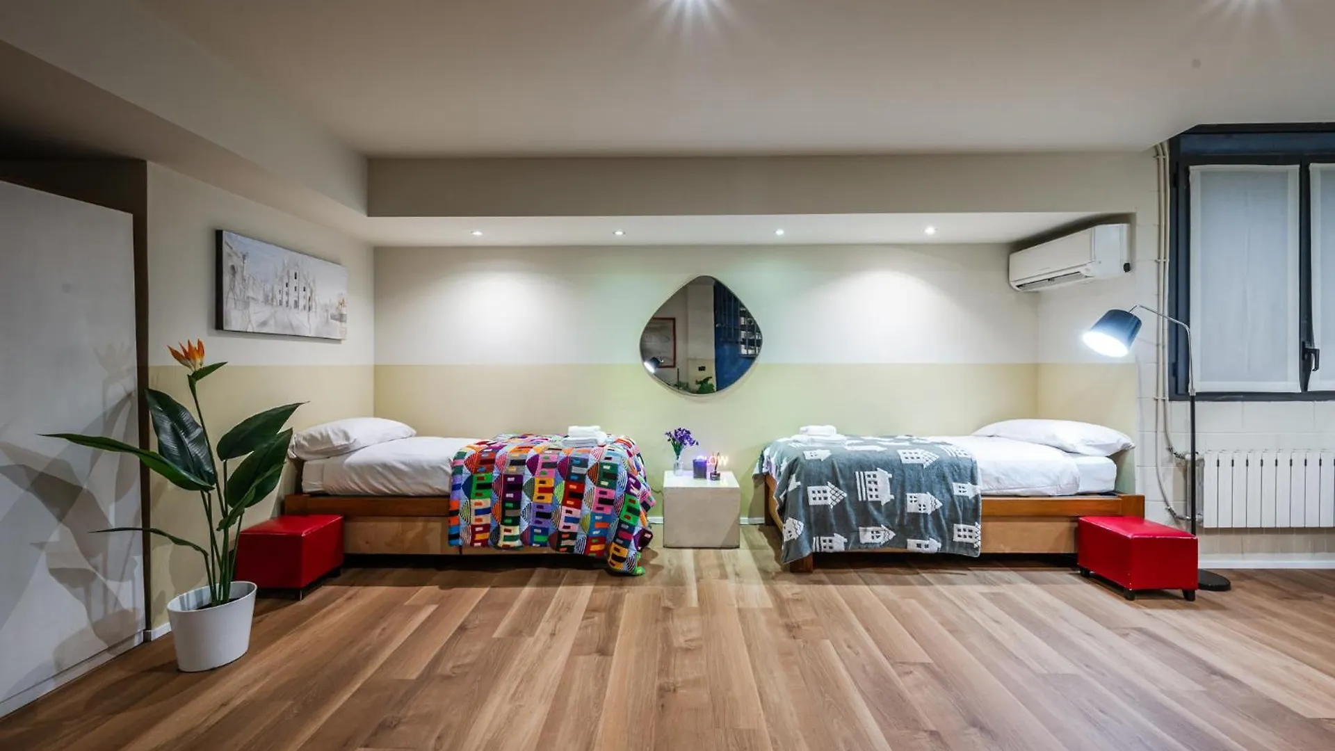 The Baldachin Home - Navigli Area Milan 0*,